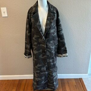 Mystree camouflage coat ankle length Large